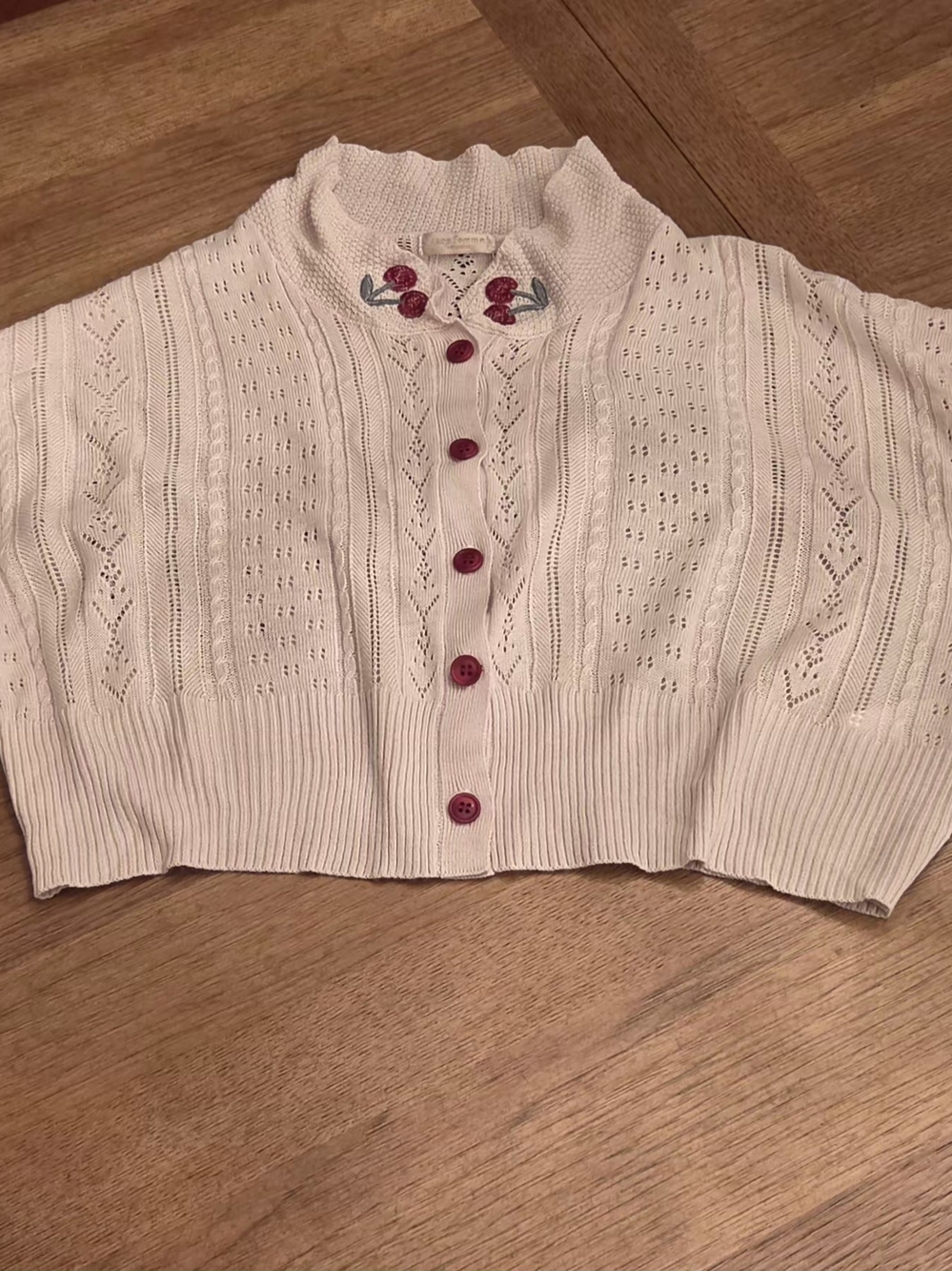 Axes Femme Cream Knit Cherry Embroidered Cardigan Sweater Size Medium- Nwot
